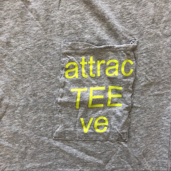 GUC Zara Distressed Pocket Graphic T-Shirt - Picture 4 of 8